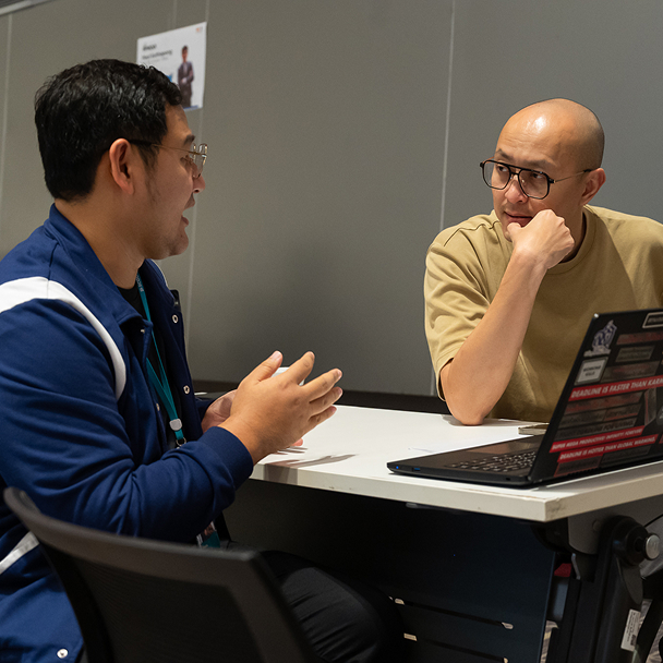 The atmosphere at the ZERO TO ONE mentorship session, joined by one of our mentors, Patai Padungtin from BUILK ONE GROUP. The atmosphere at the ZERO TO ONE mentorship session, joined by one of our mentors, Patai Padungtin from BUILK ONE GROUP.